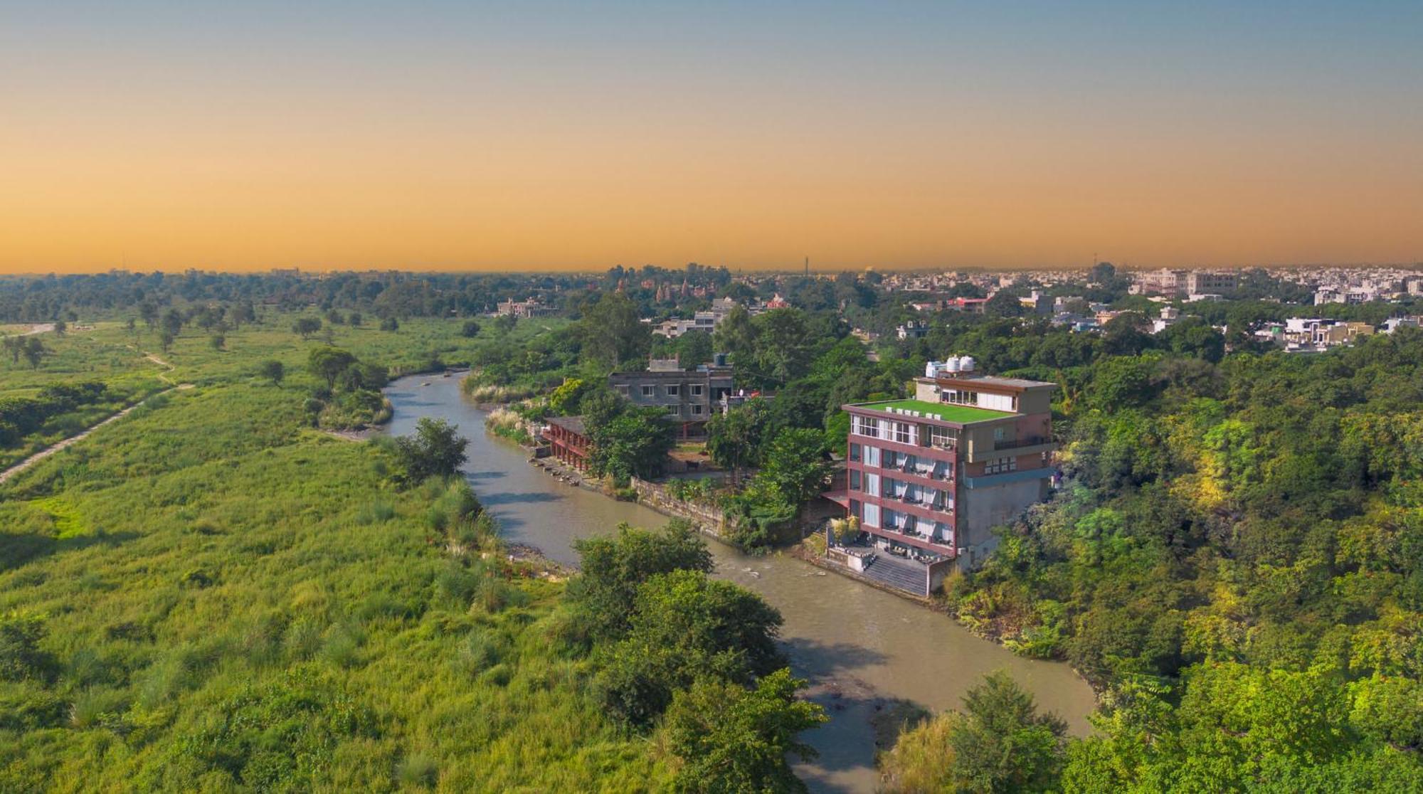 Sukoon By The Ganges - A Riverside Retreat ハリドワール エクステリア 写真